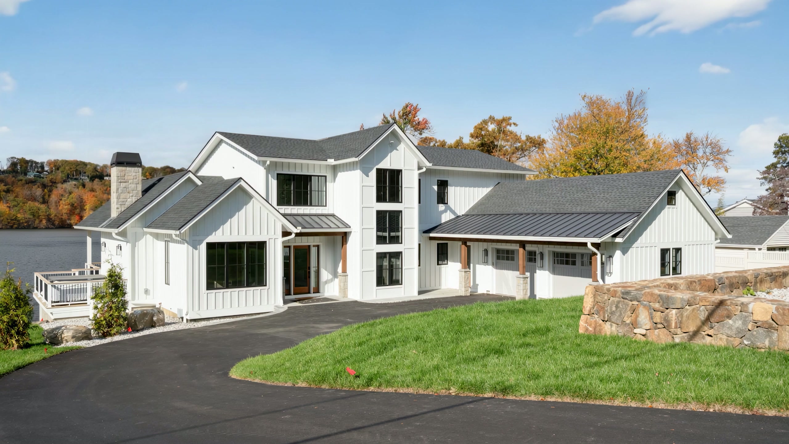 Bulldog Enterprises lakefront custom home builder website screenshot